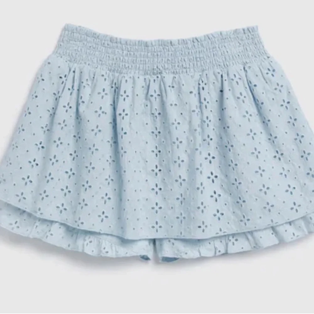 Splendid girl’s Light Blue Eyelet Skorts NEW
